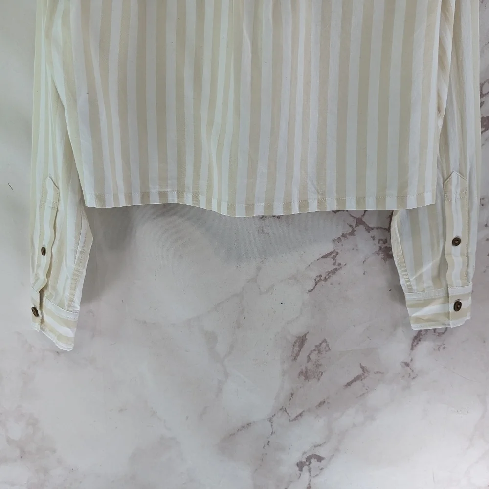Everlane Cropped Cream Stripe Button-Down Shirt - Picture 9 of 15